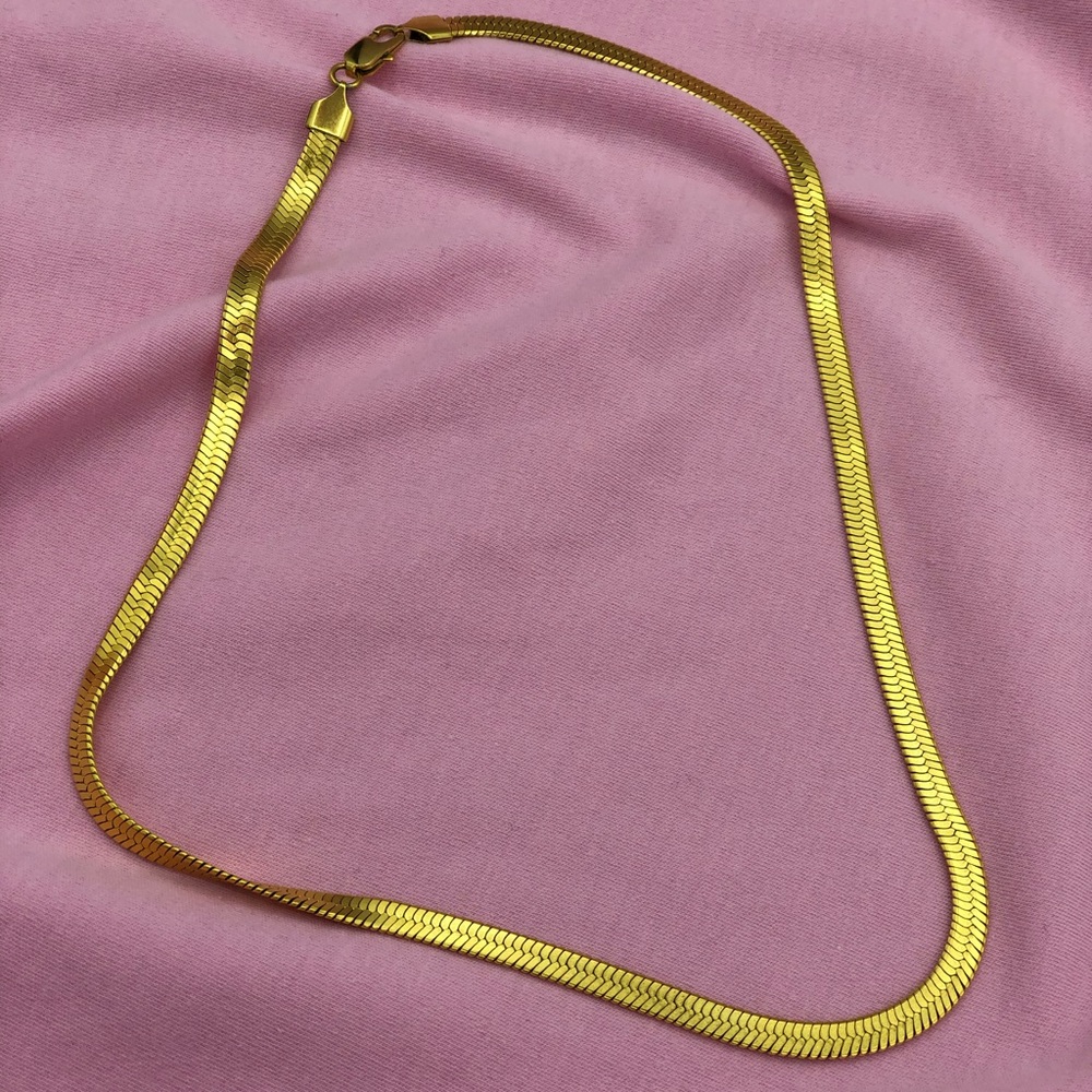 GOLD CHAIN
